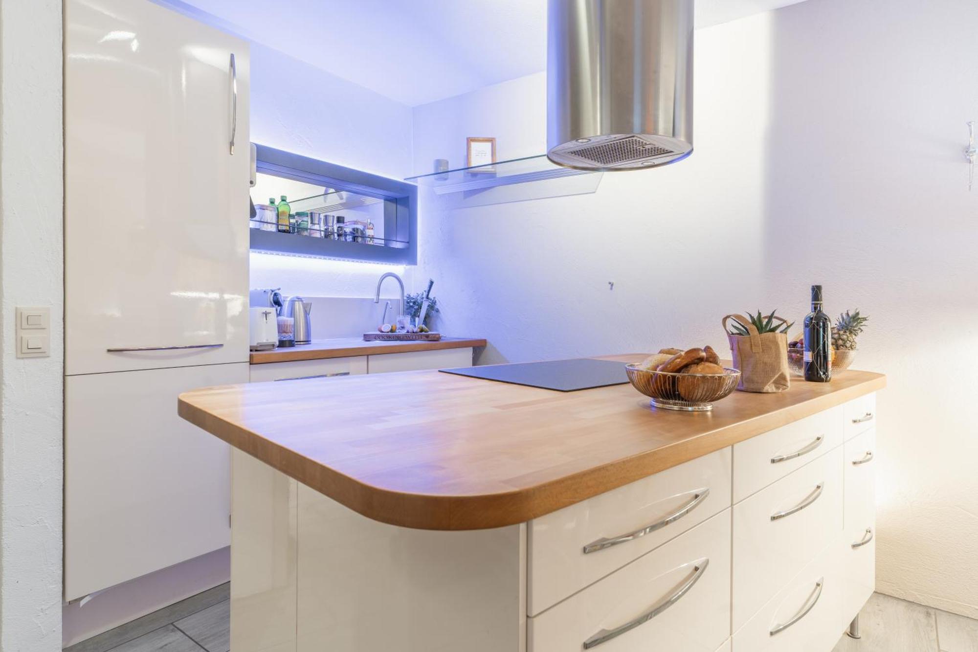 Seeblick-Oase Istayunixi Seenaehe-Sauna-Balkon-Netflix-Parkplatz Ohningen Exterior foto